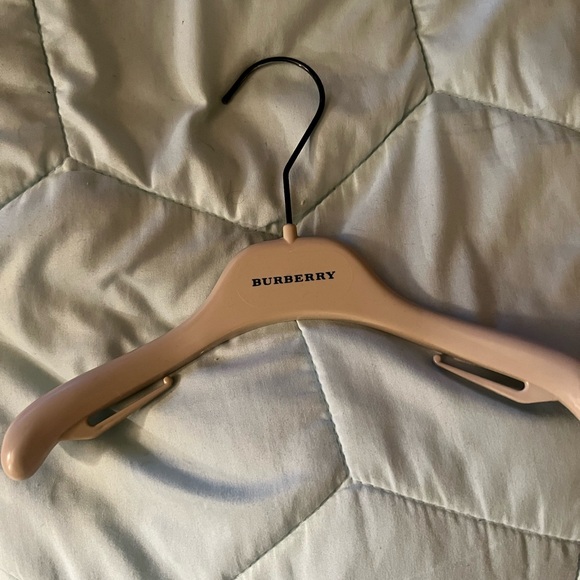 I am selling a Burberry full length jacket for a child. Child size 9-11 year old - Picture 5 of 5